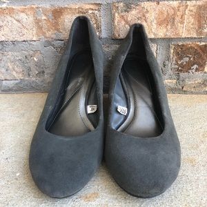 Women’s shoes